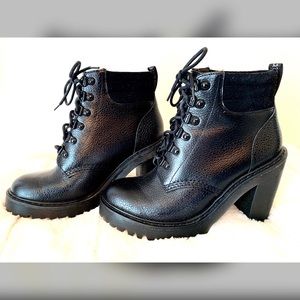 Fleece-lined Dr Marten Winter Heeled Boots